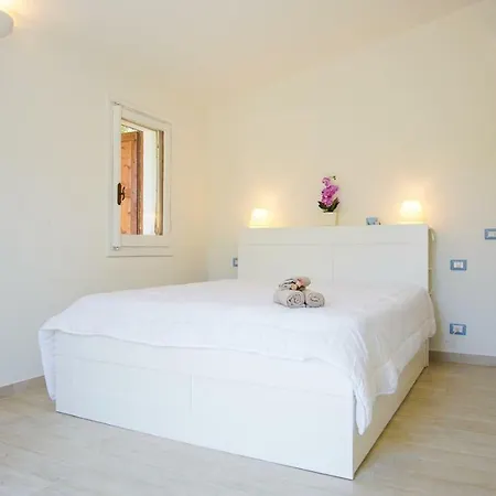 Contraruia Villa Rena Majore