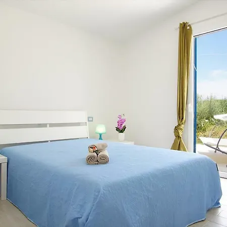 Contraruia Villa Rena Majore